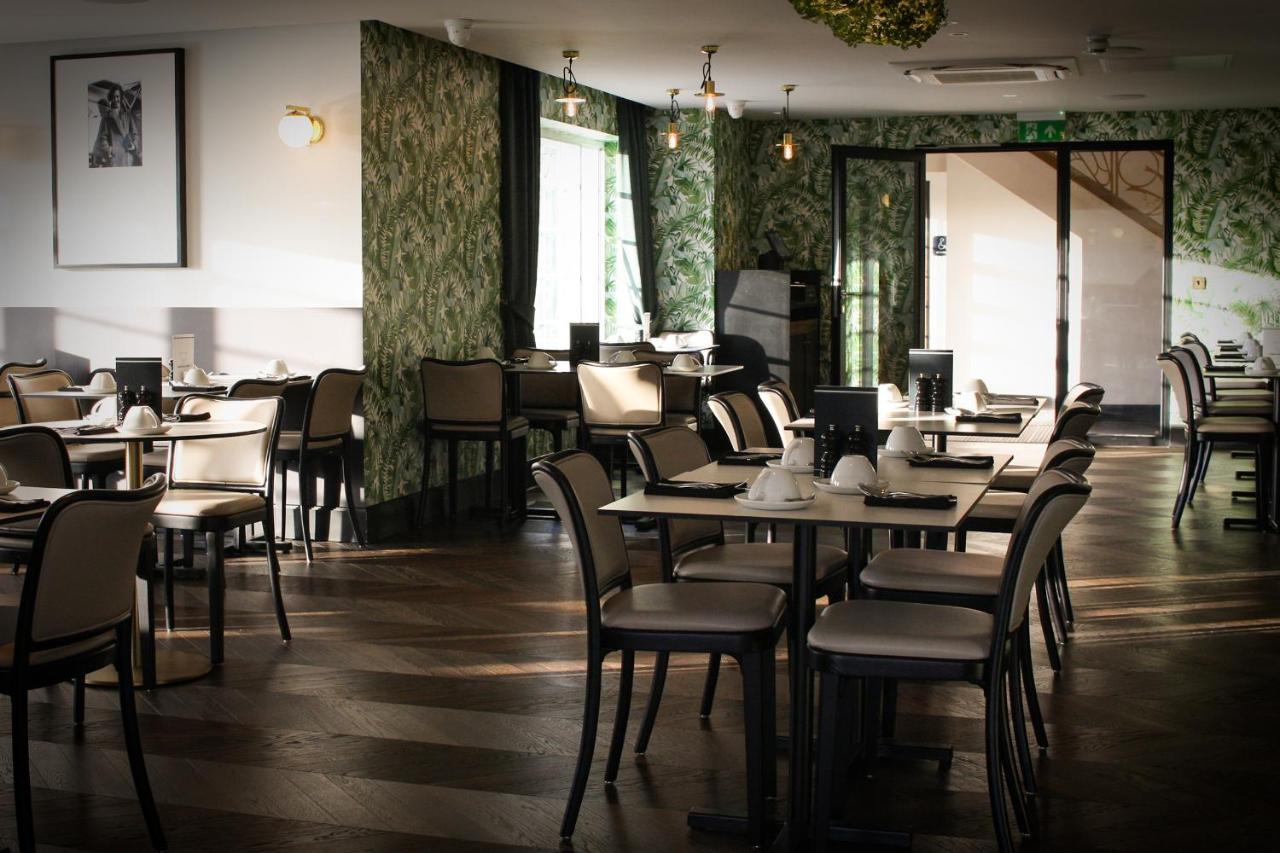 The Comet London Hatfield Хатфийлд Екстериор снимка