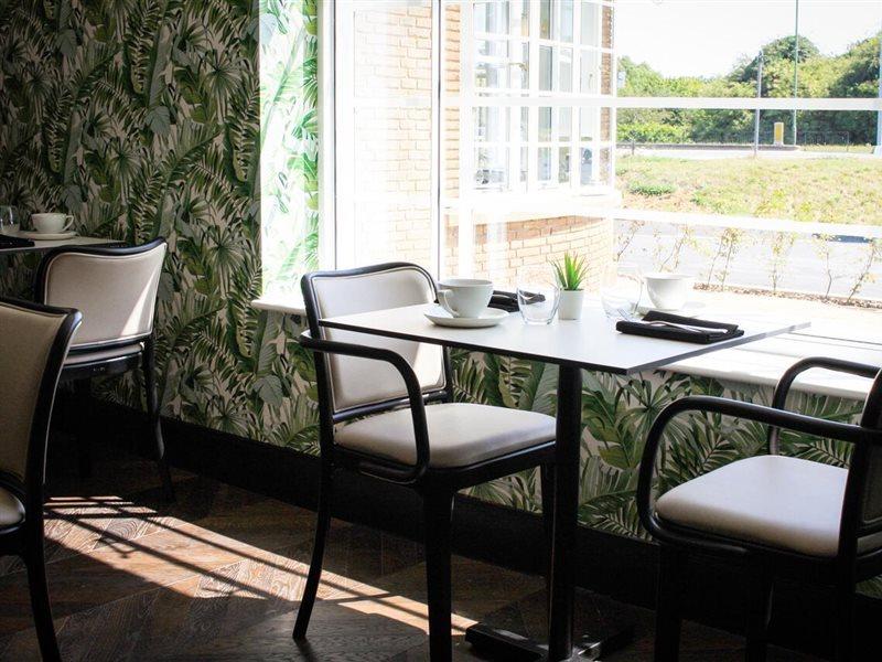 The Comet London Hatfield Хатфийлд Екстериор снимка