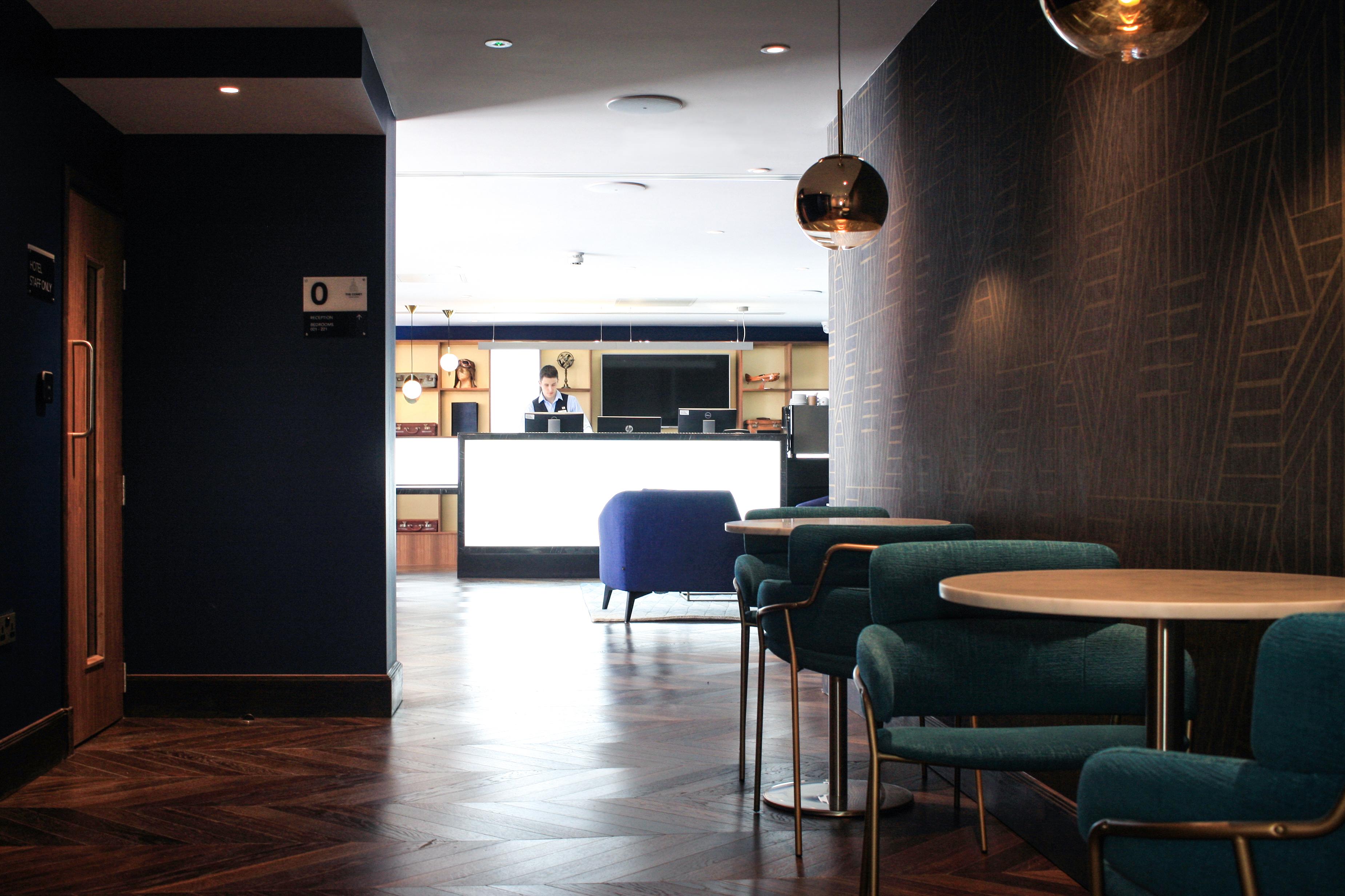 The Comet London Hatfield Хатфийлд Екстериор снимка